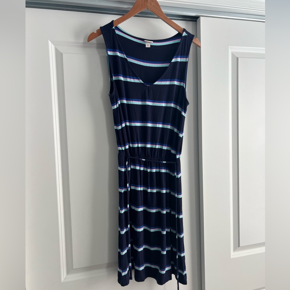 Striped V-Neck Dress with waist tie - Picture 2 of 4